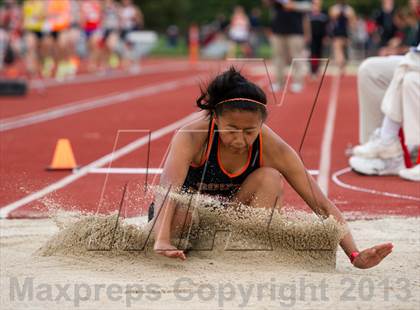 Thumbnail 1 in Stanford Invitational Long Jump photogallery.