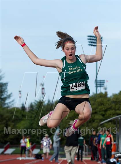 Thumbnail 3 in Stanford Invitational Long Jump photogallery.