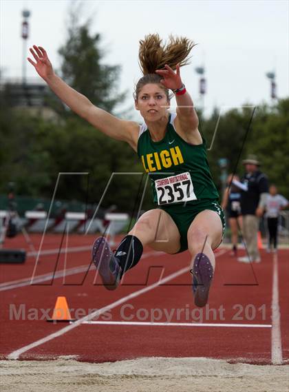 Thumbnail 2 in Stanford Invitational Long Jump photogallery.