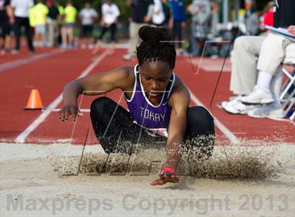 Thumbnail 3 in Stanford Invitational Long Jump photogallery.