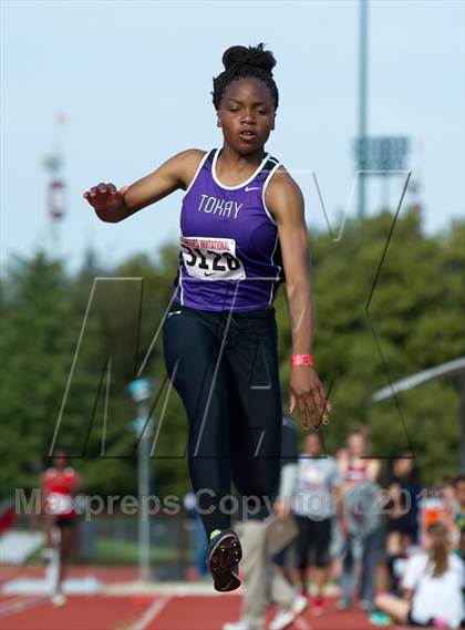 Thumbnail 3 in Stanford Invitational Long Jump photogallery.