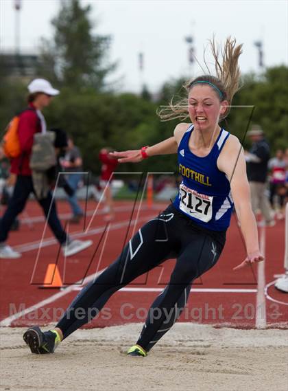 Thumbnail 2 in Stanford Invitational Long Jump photogallery.