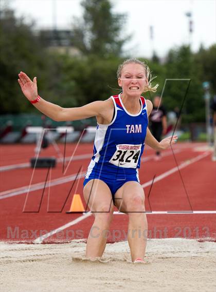 Thumbnail 3 in Stanford Invitational Long Jump photogallery.