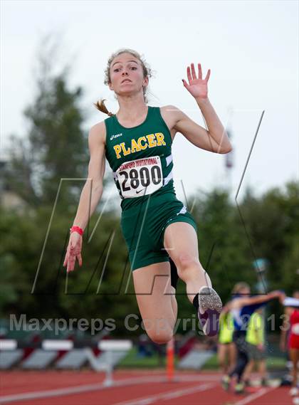 Thumbnail 1 in Stanford Invitational Long Jump photogallery.