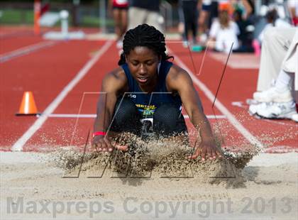 Thumbnail 1 in Stanford Invitational Long Jump photogallery.