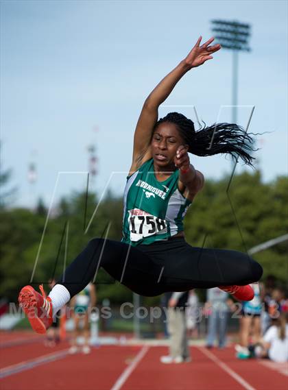 Thumbnail 3 in Stanford Invitational Long Jump photogallery.