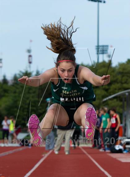 Thumbnail 2 in Stanford Invitational Long Jump photogallery.