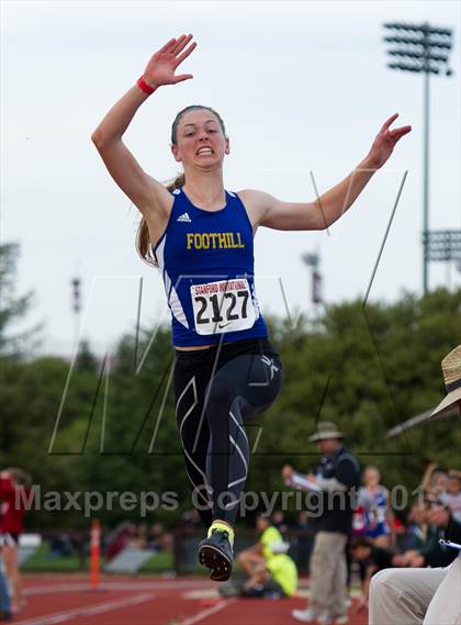 Thumbnail 3 in Stanford Invitational Long Jump photogallery.