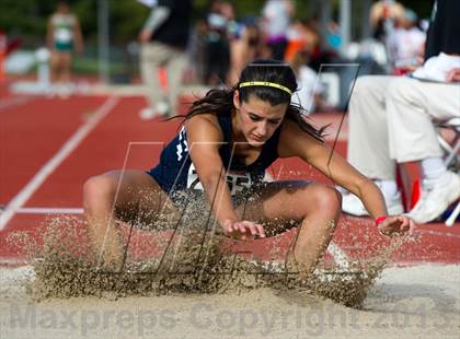 Thumbnail 2 in Stanford Invitational Long Jump photogallery.