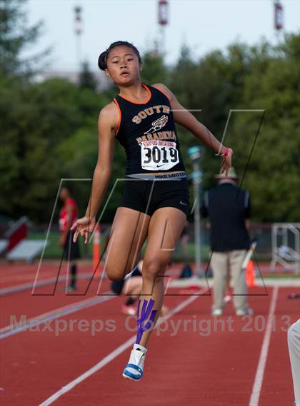 Thumbnail 1 in Stanford Invitational Long Jump photogallery.