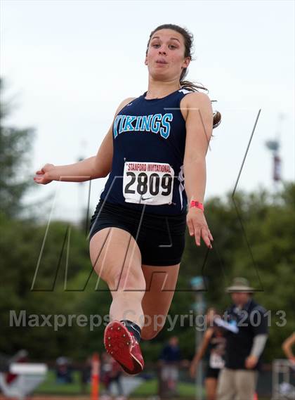 Thumbnail 2 in Stanford Invitational Long Jump photogallery.