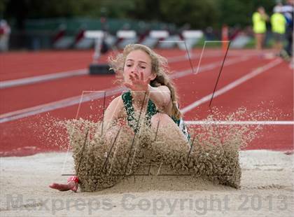 Thumbnail 2 in Stanford Invitational Long Jump photogallery.