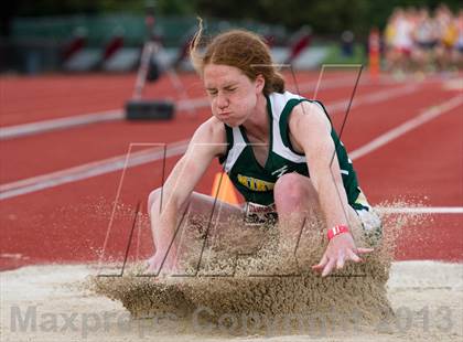 Thumbnail 2 in Stanford Invitational Long Jump photogallery.
