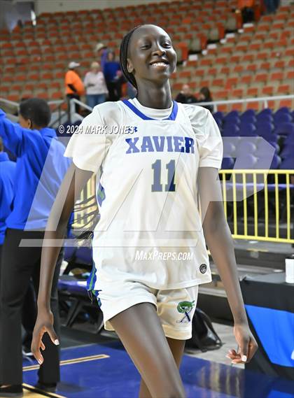 Thumbnail 2 in Xavier College Prep vs. Desert Vista (AIA Open Final) photogallery.