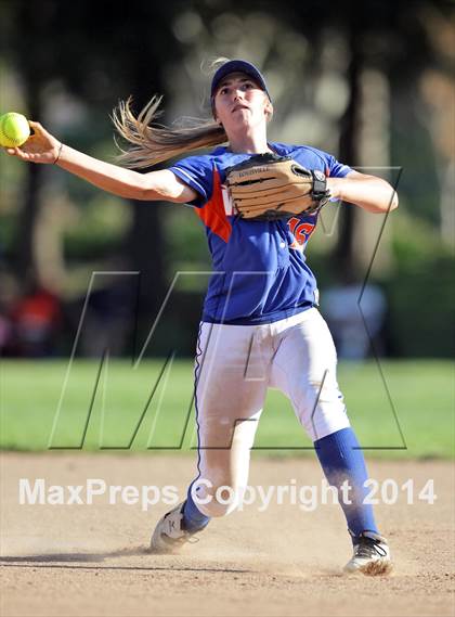 Thumbnail 3 in Westlake vs. Alemany (Suzanne Manlet Invitational Tournament) photogallery.