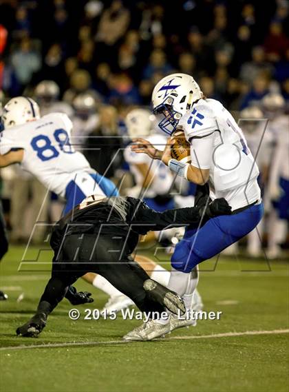 Thumbnail 2 in St. Xavier vs Colerain (OHSAA Division 1 Region 2 2nd Round) photogallery.