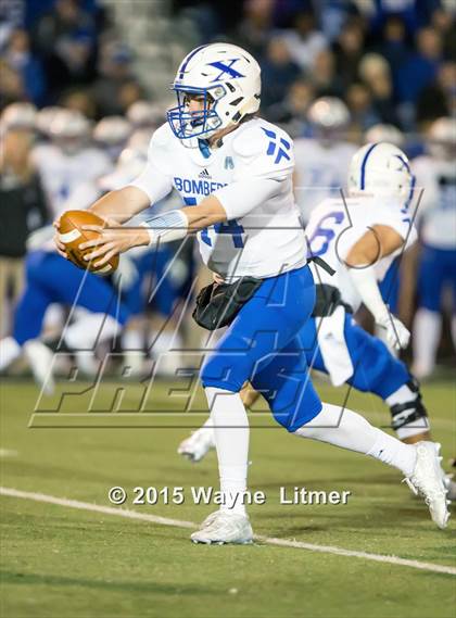 Thumbnail 1 in St. Xavier vs Colerain (OHSAA Division 1 Region 2 2nd Round) photogallery.