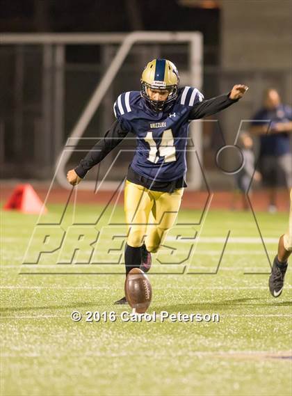 Thumbnail 1 in Carter @ Los Osos photogallery.