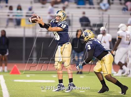 Thumbnail 1 in Carter @ Los Osos photogallery.