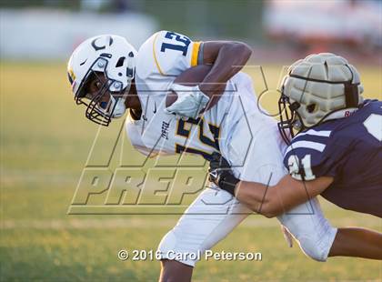 Thumbnail 2 in Carter @ Los Osos photogallery.