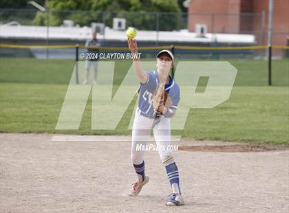 Thumbnail 2 in Cole Valley Christian vs New Plymouth (IDHSAA 2A Semifinal) photogallery.