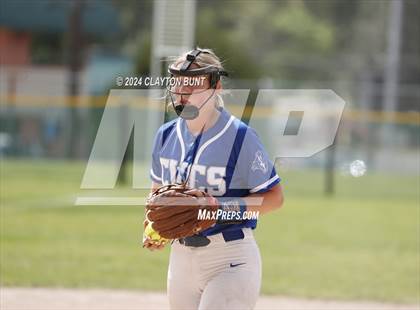 Thumbnail 3 in Cole Valley Christian vs New Plymouth (IDHSAA 2A Semifinal) photogallery.