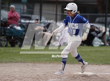Thumbnail 1 in Cole Valley Christian vs New Plymouth (IDHSAA 2A Semifinal) photogallery.