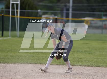 Thumbnail 2 in Cole Valley Christian vs New Plymouth (IDHSAA 2A Semifinal) photogallery.