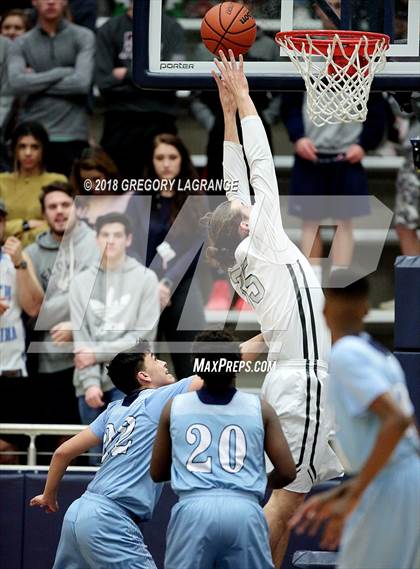 Thumbnail 2 in Flower Mound vs. Bell photogallery.