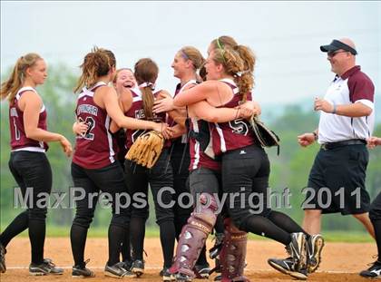 Thumbnail 3 in Manheim Central @ Donegal photogallery.