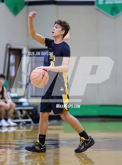 Thumbnail 2 in JV: Era @ Santo photogallery.