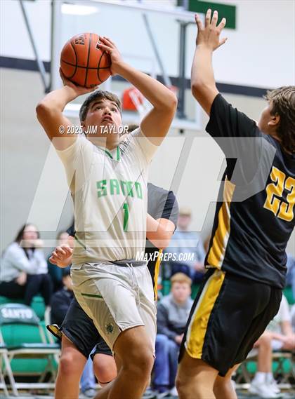 Thumbnail 1 in JV: Era @ Santo photogallery.