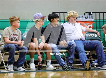 Thumbnail 1 in JV: Era @ Santo photogallery.