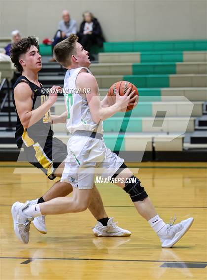 Thumbnail 3 in JV: Era @ Santo photogallery.