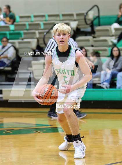 Thumbnail 1 in JV: Era @ Santo photogallery.