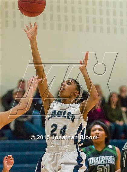 Thumbnail 2 in Weaver @ Wethersfield photogallery.