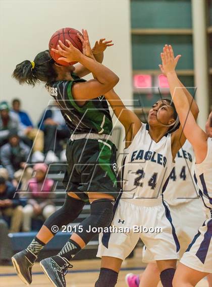 Thumbnail 1 in Weaver @ Wethersfield photogallery.