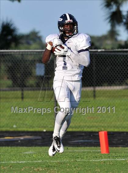 Thumbnail 3 in Dwyer @ Glades Central photogallery.