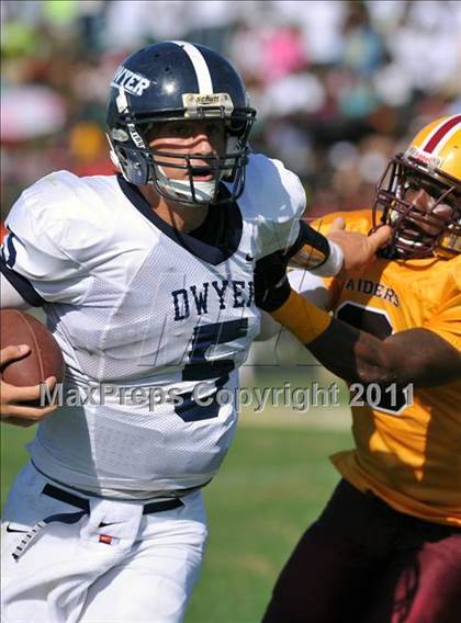 Thumbnail 1 in Dwyer @ Glades Central photogallery.