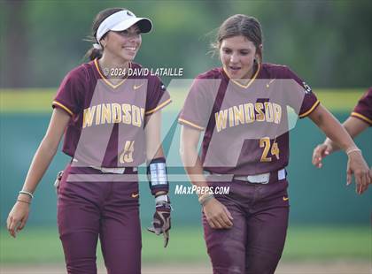Thumbnail 2 in Windsor @ Poudre photogallery.