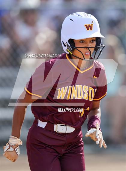 Thumbnail 3 in Windsor @ Poudre photogallery.