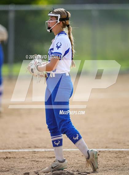 Thumbnail 1 in Windsor @ Poudre photogallery.