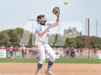 Thumbnail 1 in Villa Park @ Los Alamitos photogallery.
