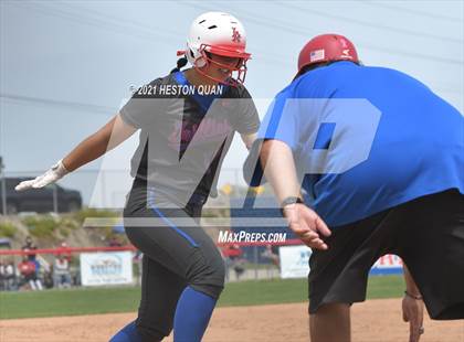 Thumbnail 1 in Villa Park @ Los Alamitos photogallery.