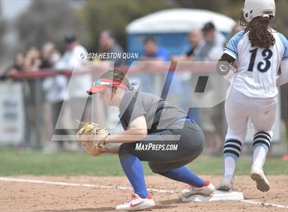 Thumbnail 2 in Villa Park @ Los Alamitos photogallery.