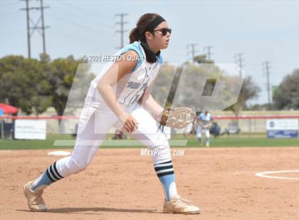 Thumbnail 2 in Villa Park @ Los Alamitos photogallery.