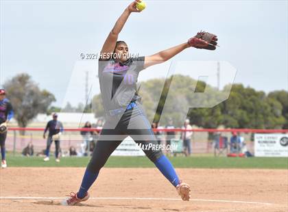 Thumbnail 3 in Villa Park @ Los Alamitos photogallery.