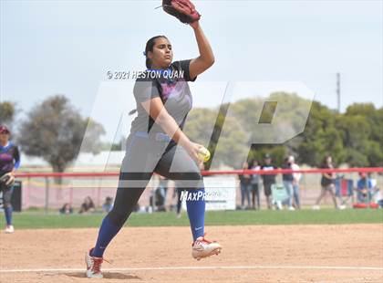 Thumbnail 2 in Villa Park @ Los Alamitos photogallery.
