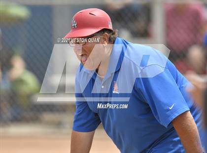 Thumbnail 2 in Villa Park @ Los Alamitos photogallery.