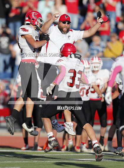 Thumbnail 1 in Limon vs. Centauri (CHSAA Class 1A Final) photogallery.
